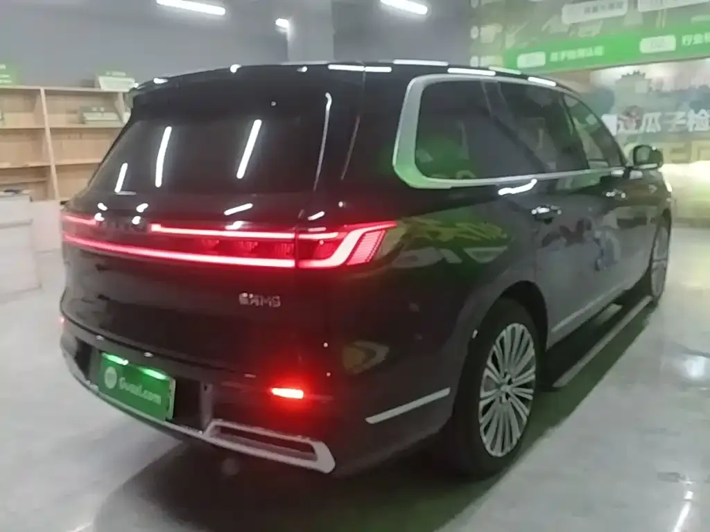 Geely Galaxy M9 — фото 2