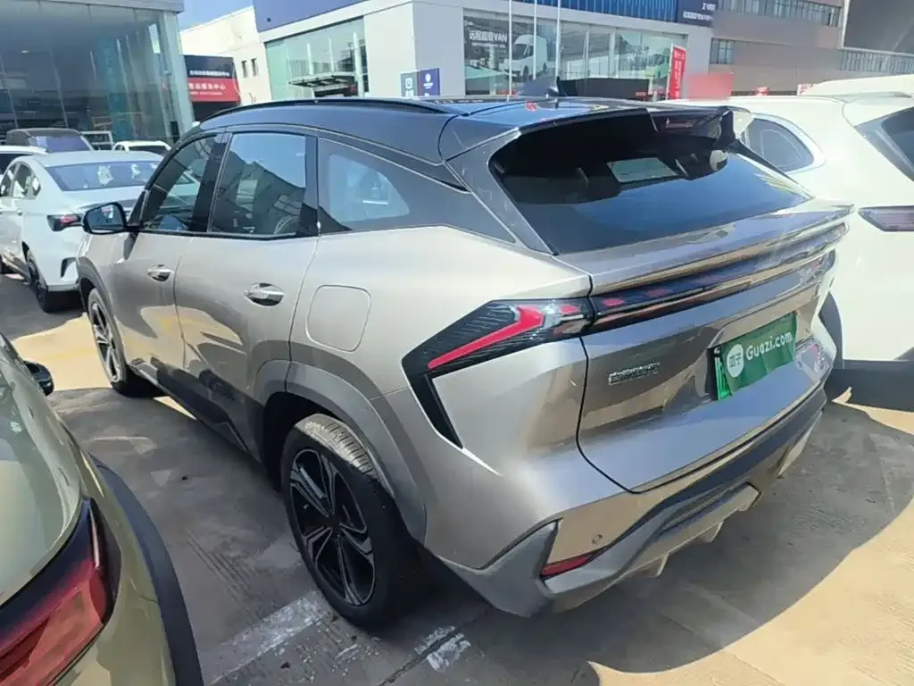 Geely Galaxy L7 — фото 10