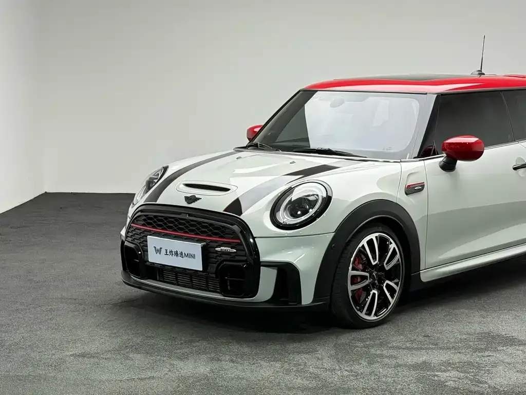 MINI JCW (John Cooper Works) — фото 9
