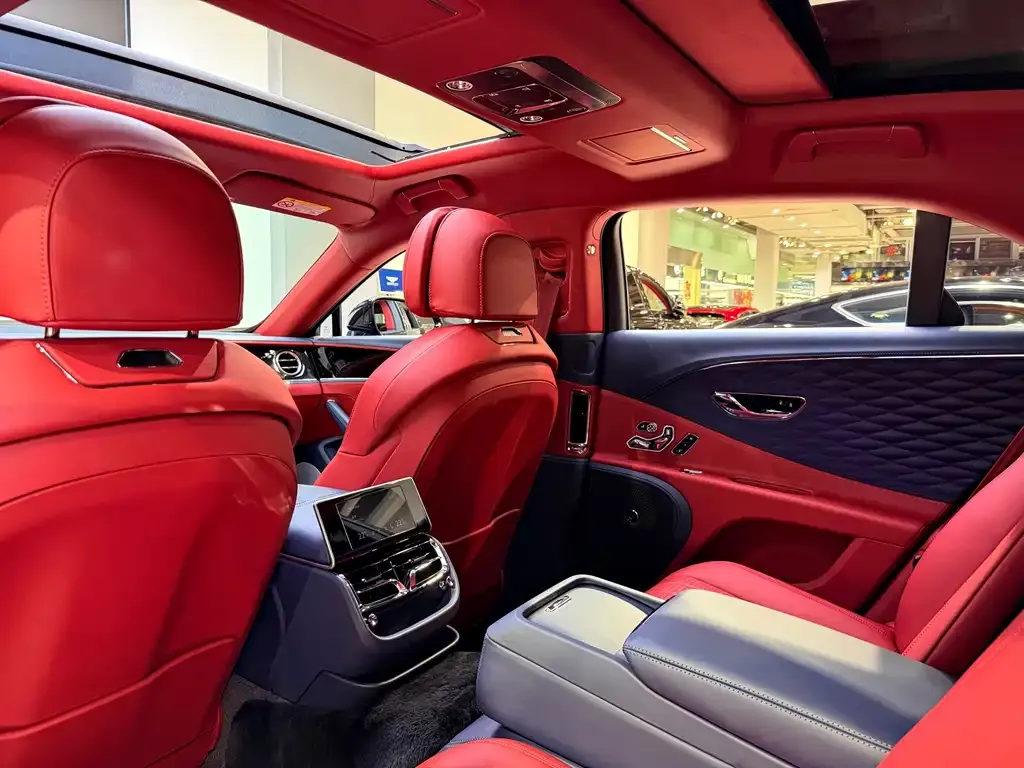 Bentley Flying Spur — фото 7