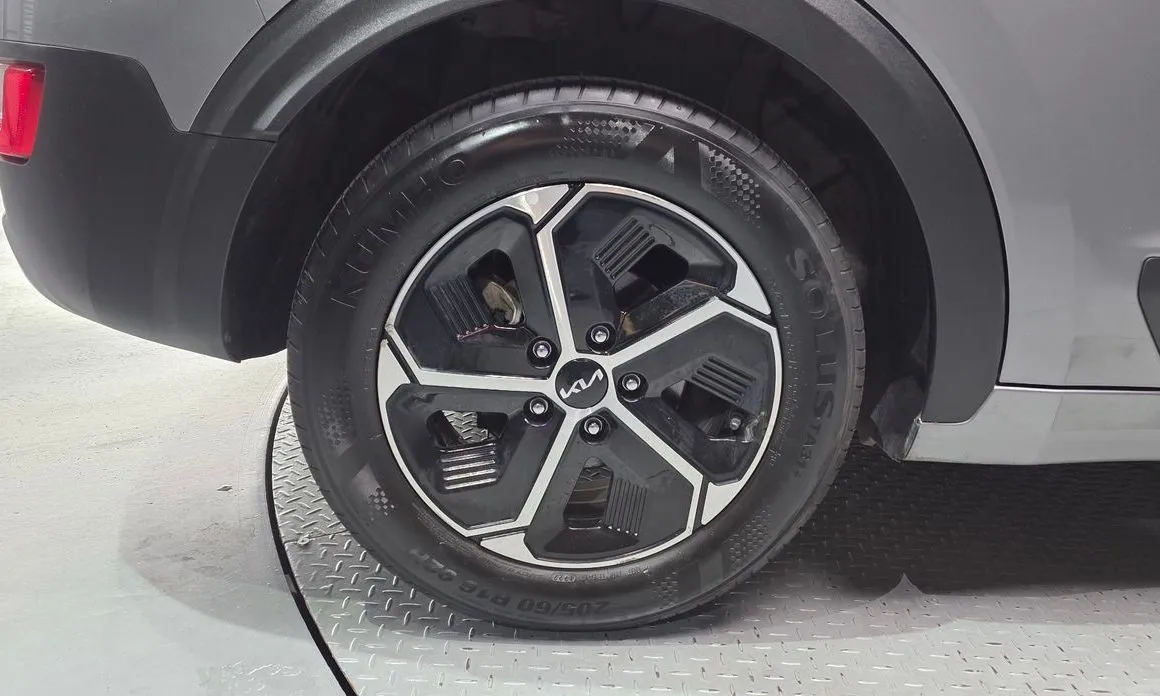 Kia Niro 2022 из KR, фото 4