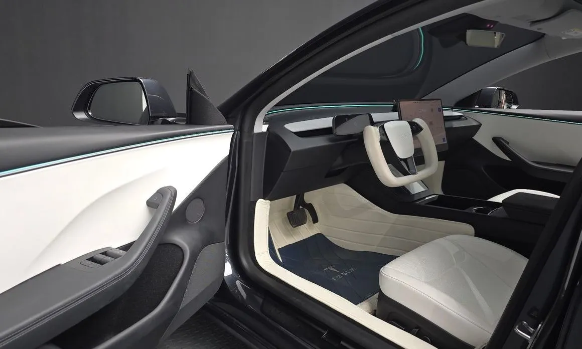 Tesla Model 3 — фото 10