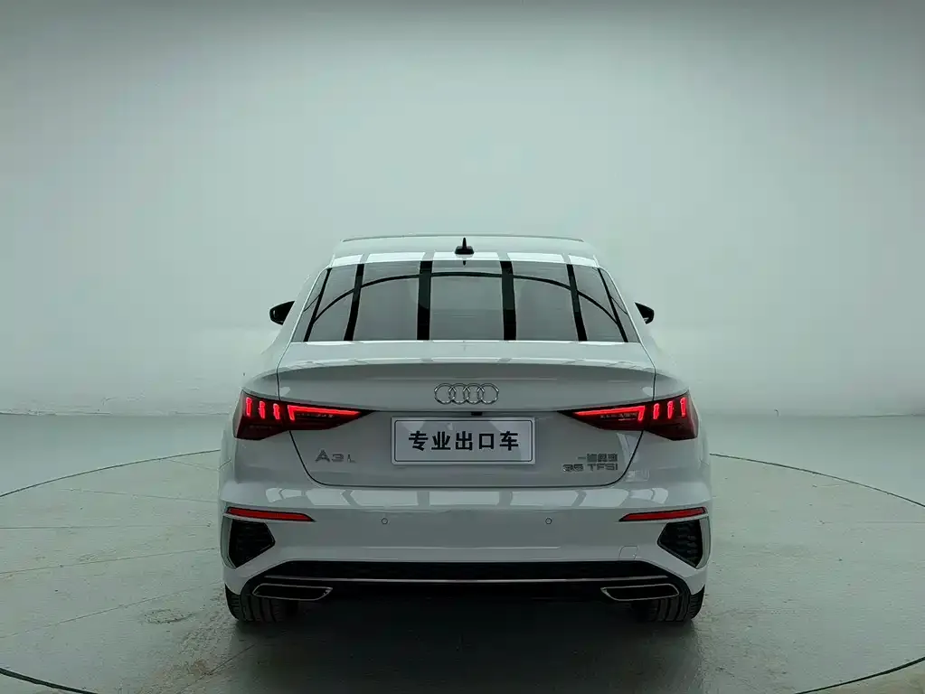 Audi A3 — фото 2