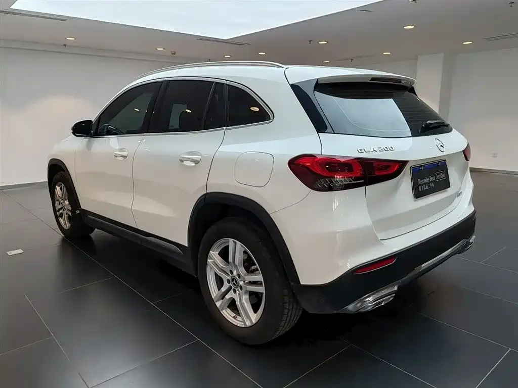 Mercedes-Benz GLA — фото 3