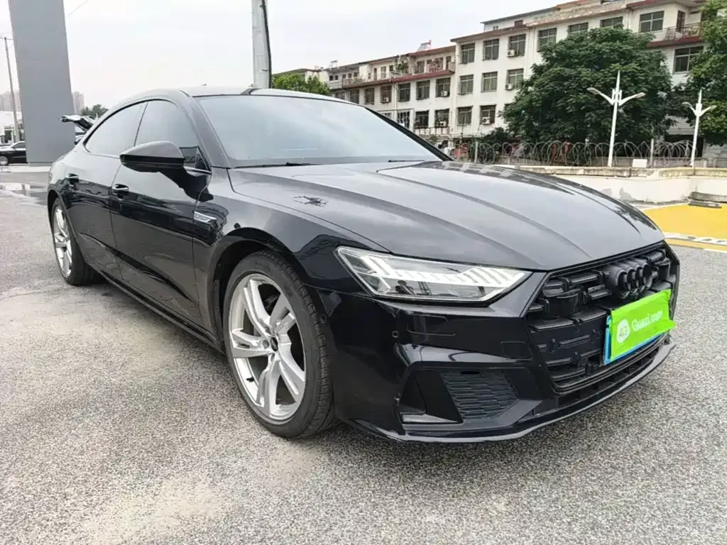 Audi A7L — фото 9