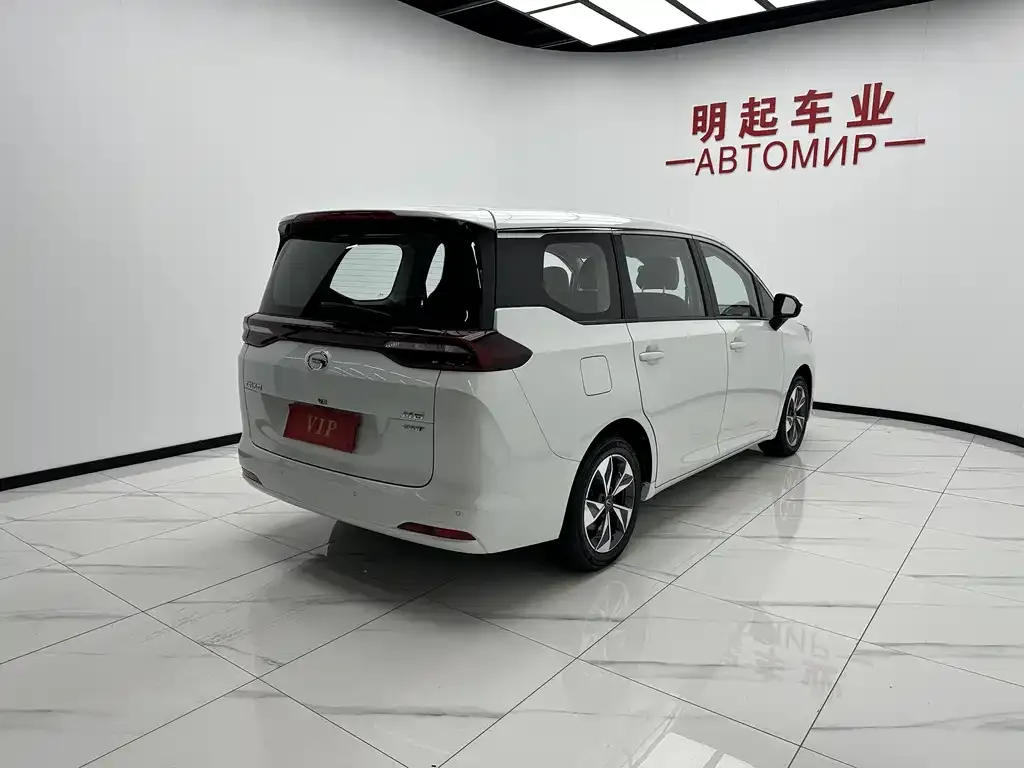 GAC Motor Trumpchi M6 — фото 3