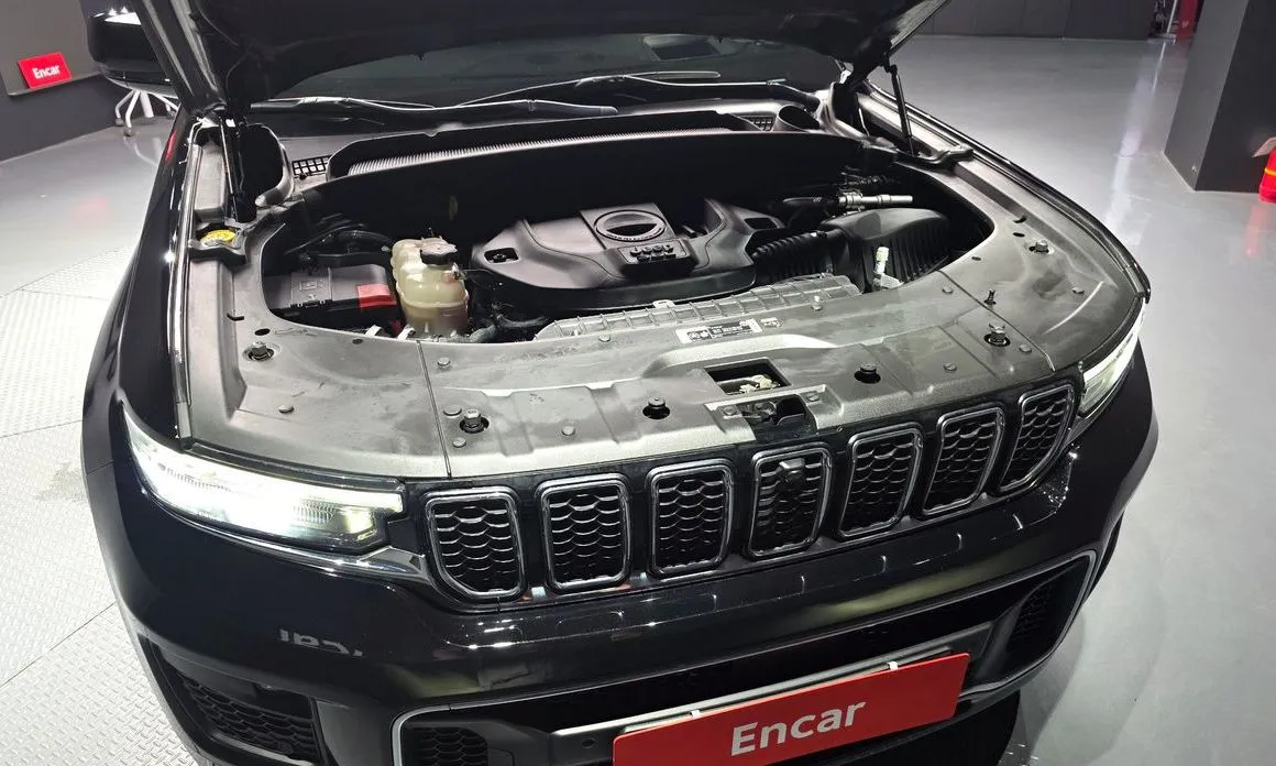 Jeep Cherokee — фото 9