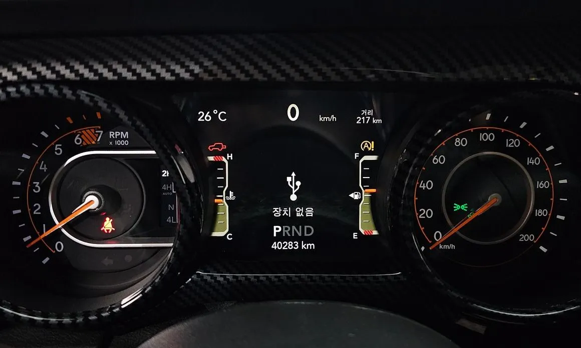 Jeep Wrangler — фото 2