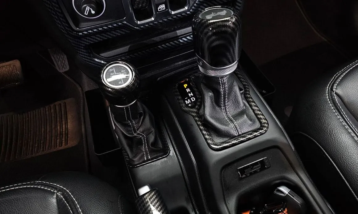 Jeep Wrangler — фото 10