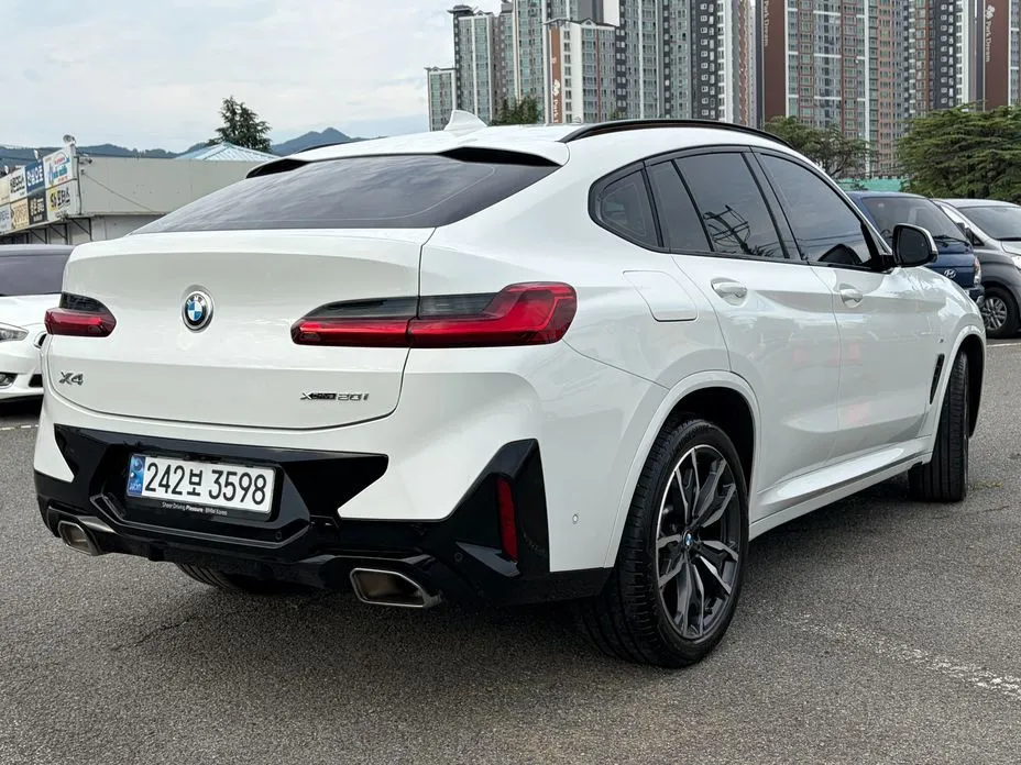 BMW X4 — фото 9
