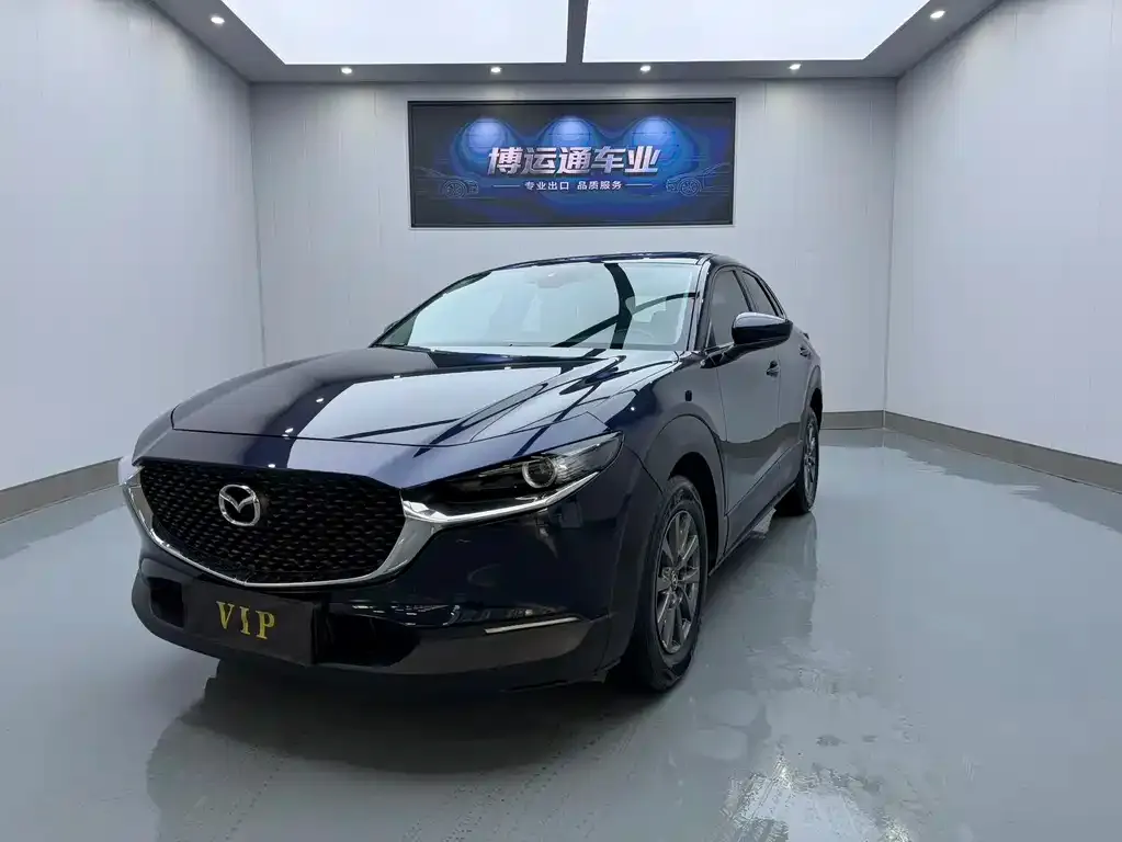 Mazda CX-30 — фото 1