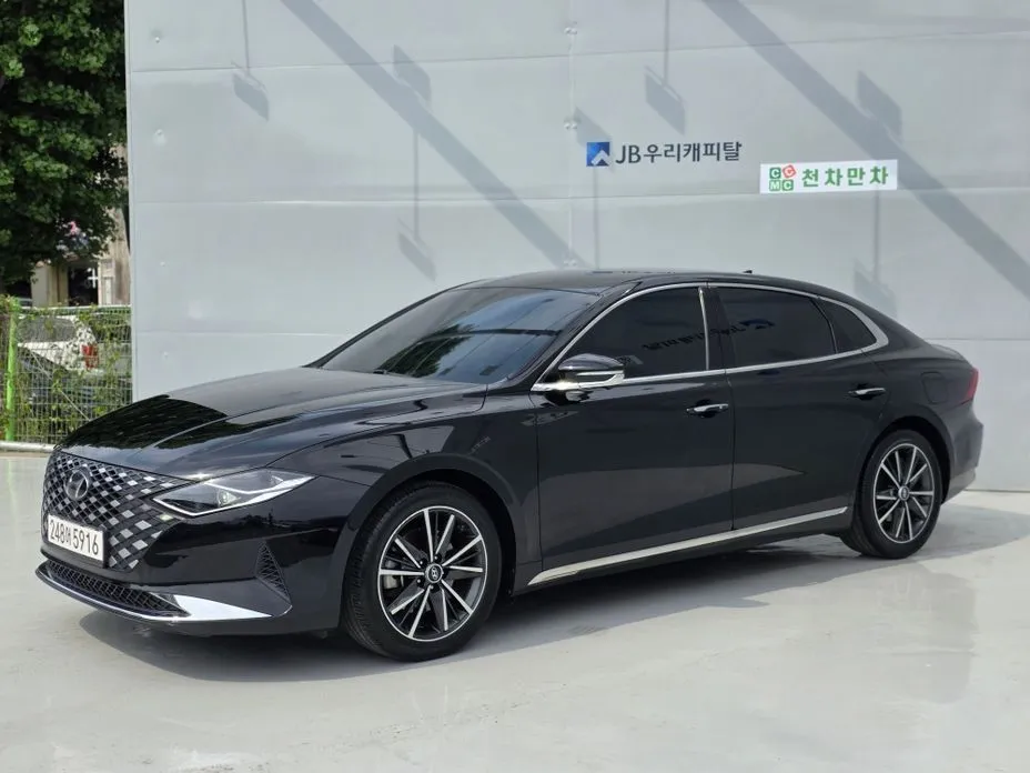 Hyundai Grandeur — фото 1
