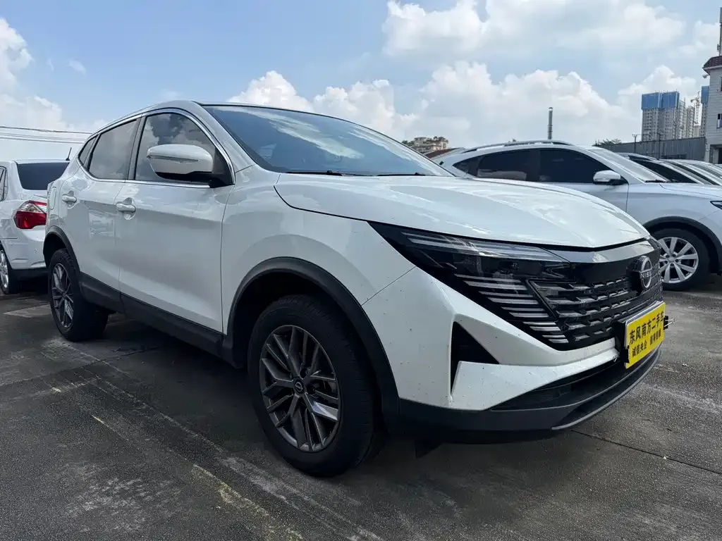 Nissan Qashqai — фото 10
