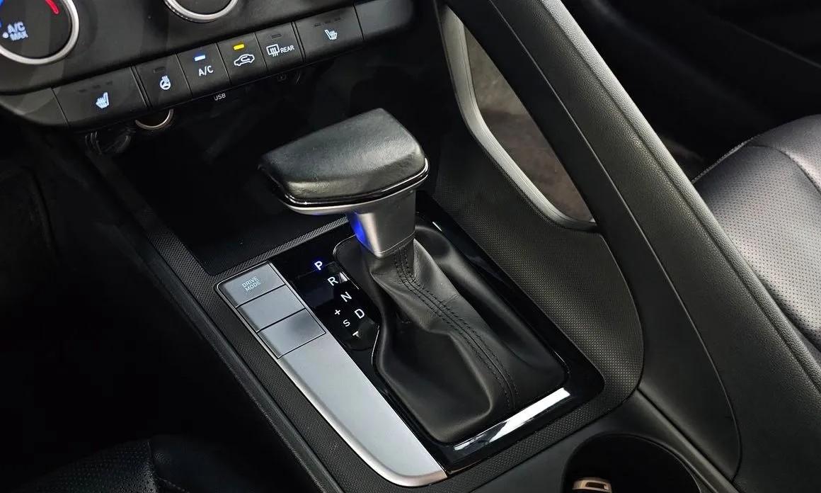 Hyundai AVANTE 2022 из KR, фото 9