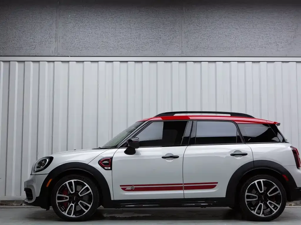 MINI Countryman JCW — фото 2