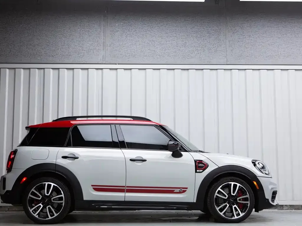 MINI Countryman JCW — фото 6