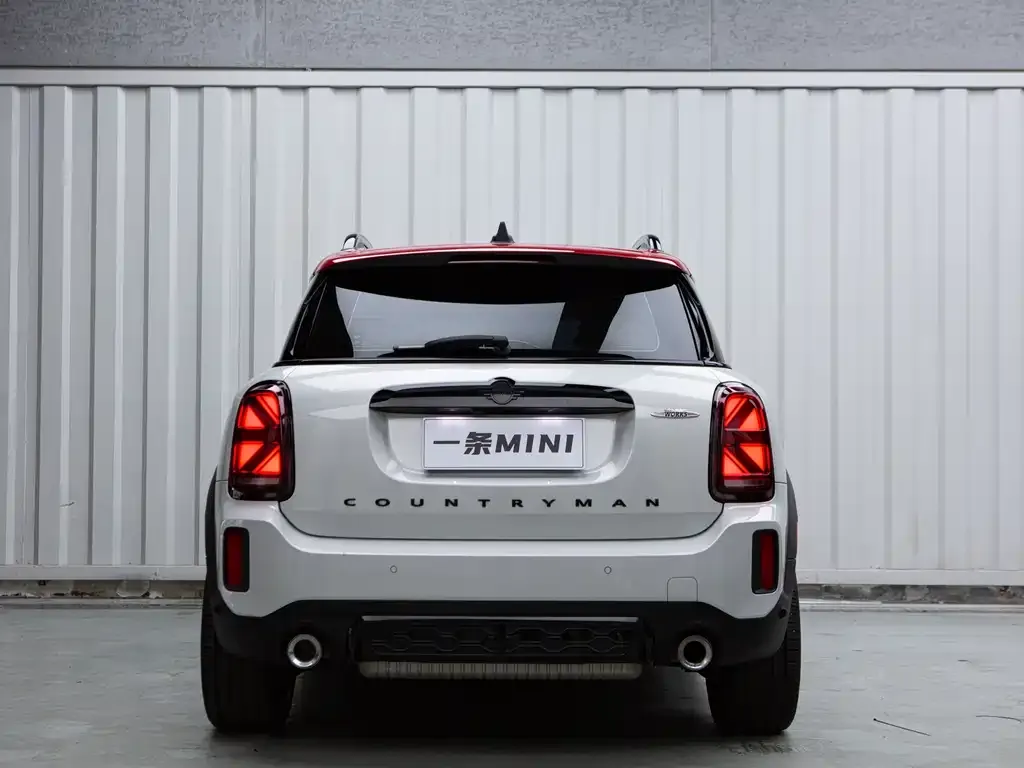 MINI Countryman JCW — фото 8