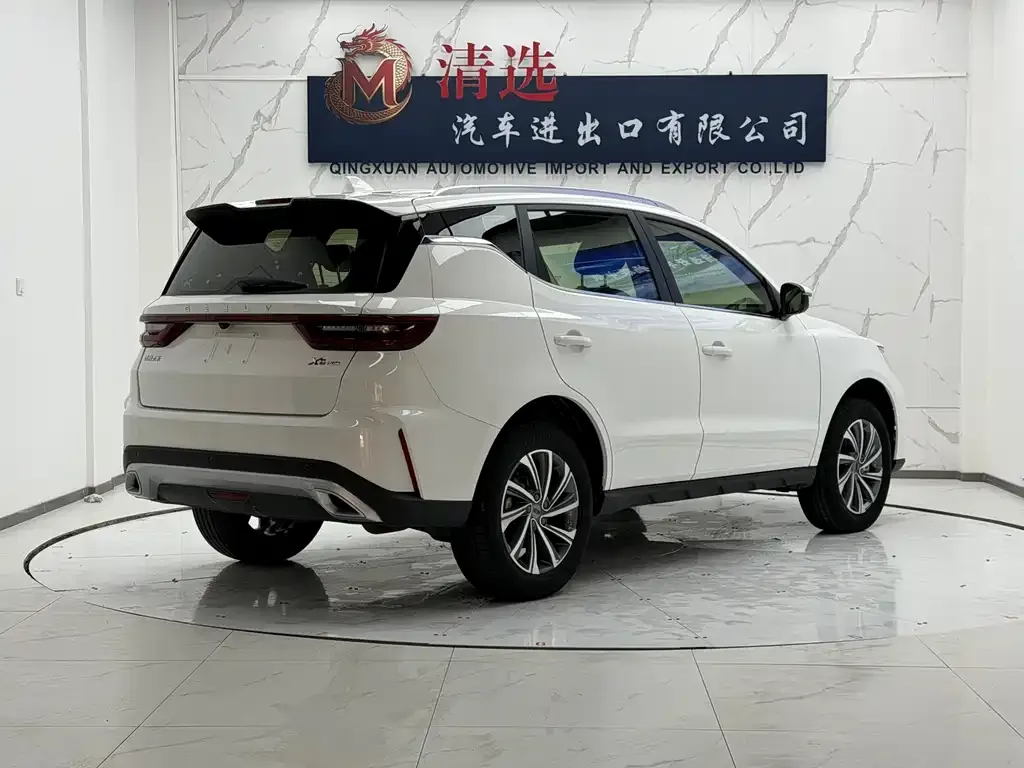 Geely Vision X6 — фото 6