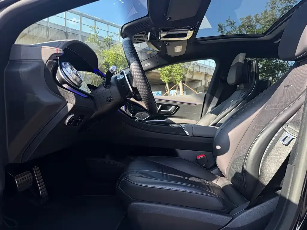 Mercedes-Benz EQS AMG — фото 6
