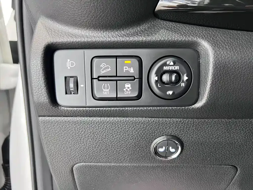 Kia KX1 — фото 10