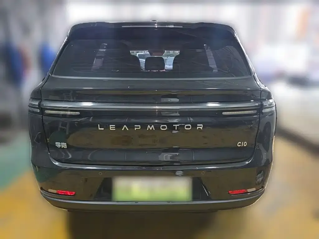 Leapmotor C10 — фото 10