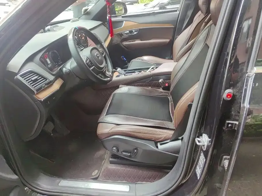 Volvo XC90 2022 из CN, фото 4