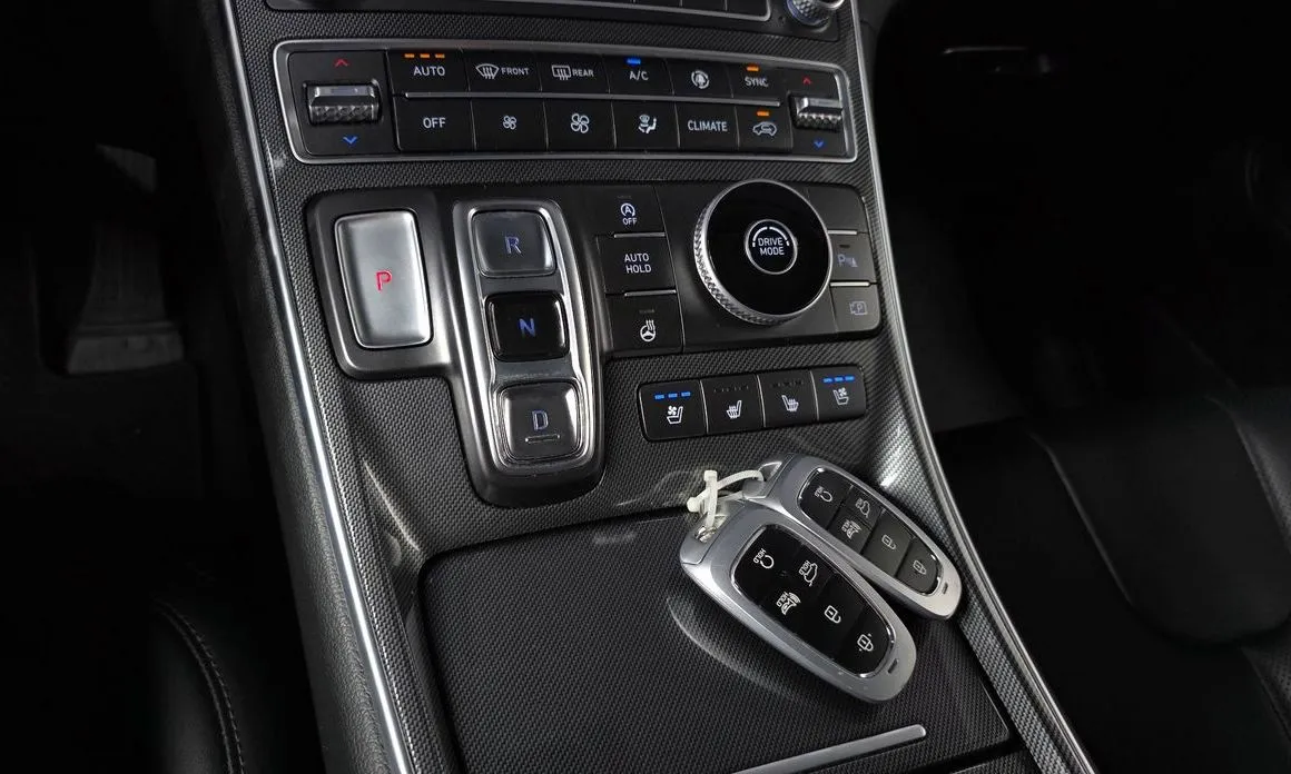 Hyundai Santafe — фото 4