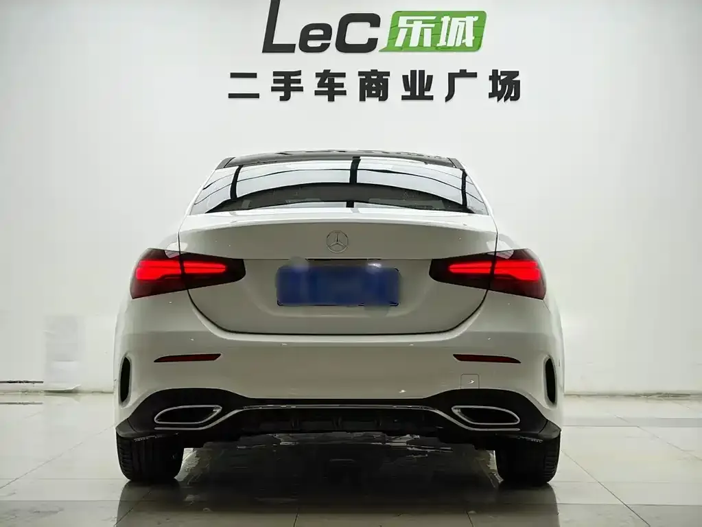 Mercedes-Benz A-Class 2023 из CN, фото 2