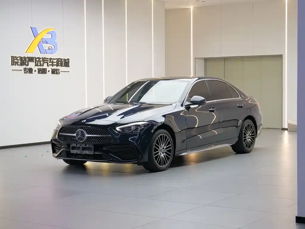 Mercedes-Benz C-Class — фото 1