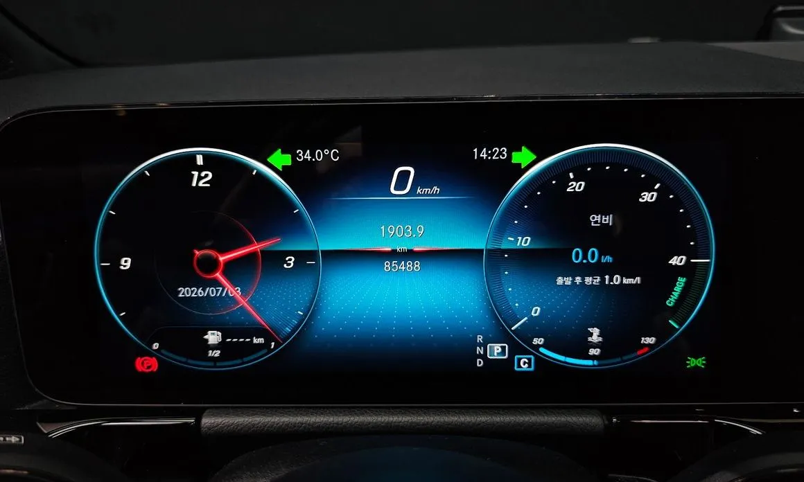 Mercedes-Benz GLA-Class 2023 из KR, фото 2