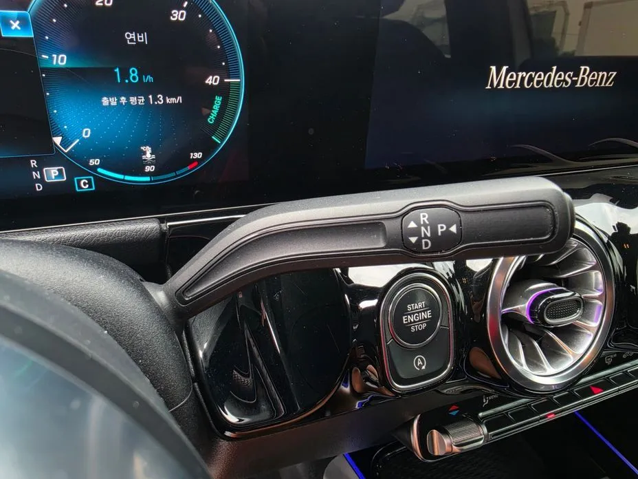 Mercedes-Benz GLA-Class 2023 из KR, фото 8