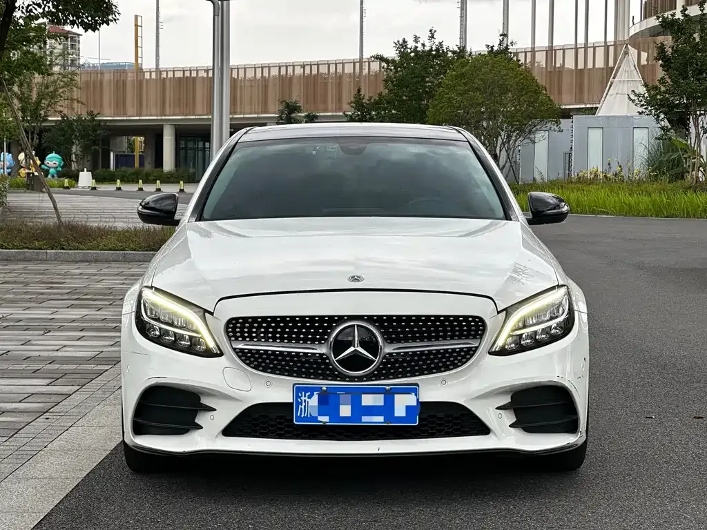 Mercedes-Benz C-Class — фото 2