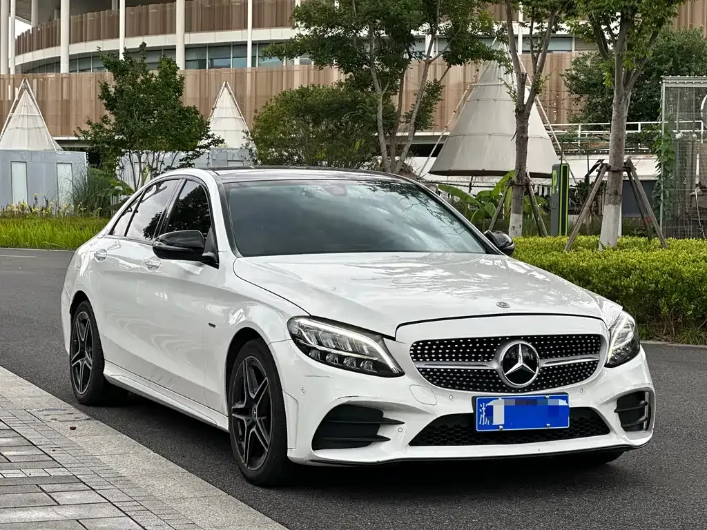 Mercedes-Benz C-Class — фото 10