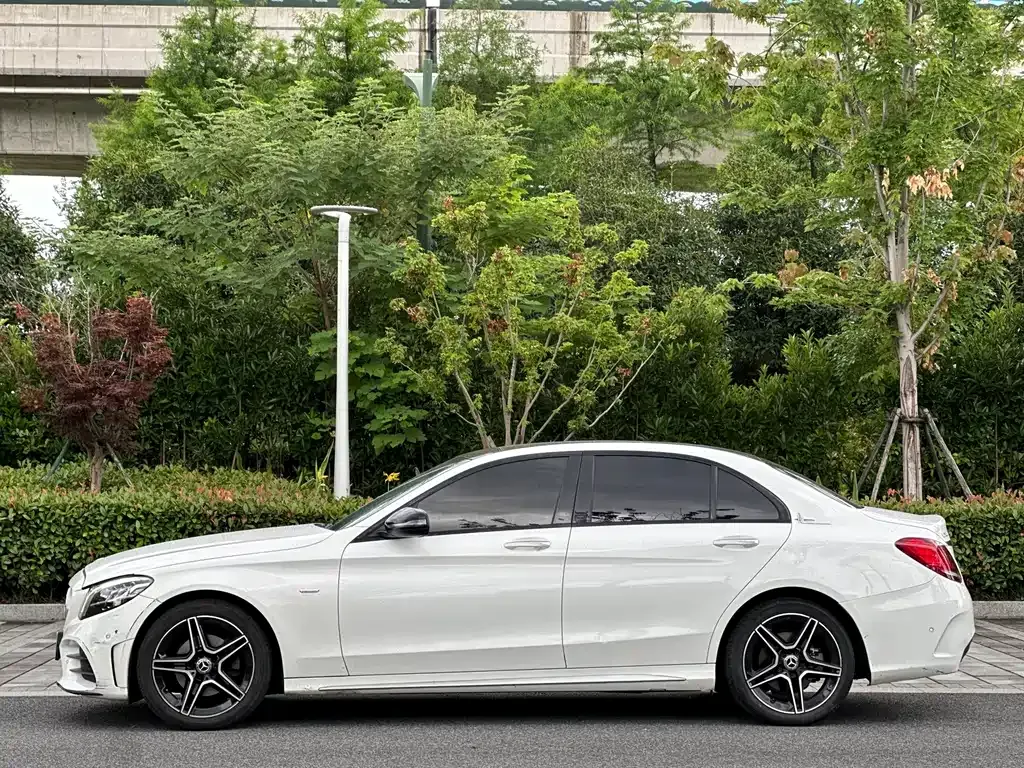 Mercedes-Benz C-Class — фото 9