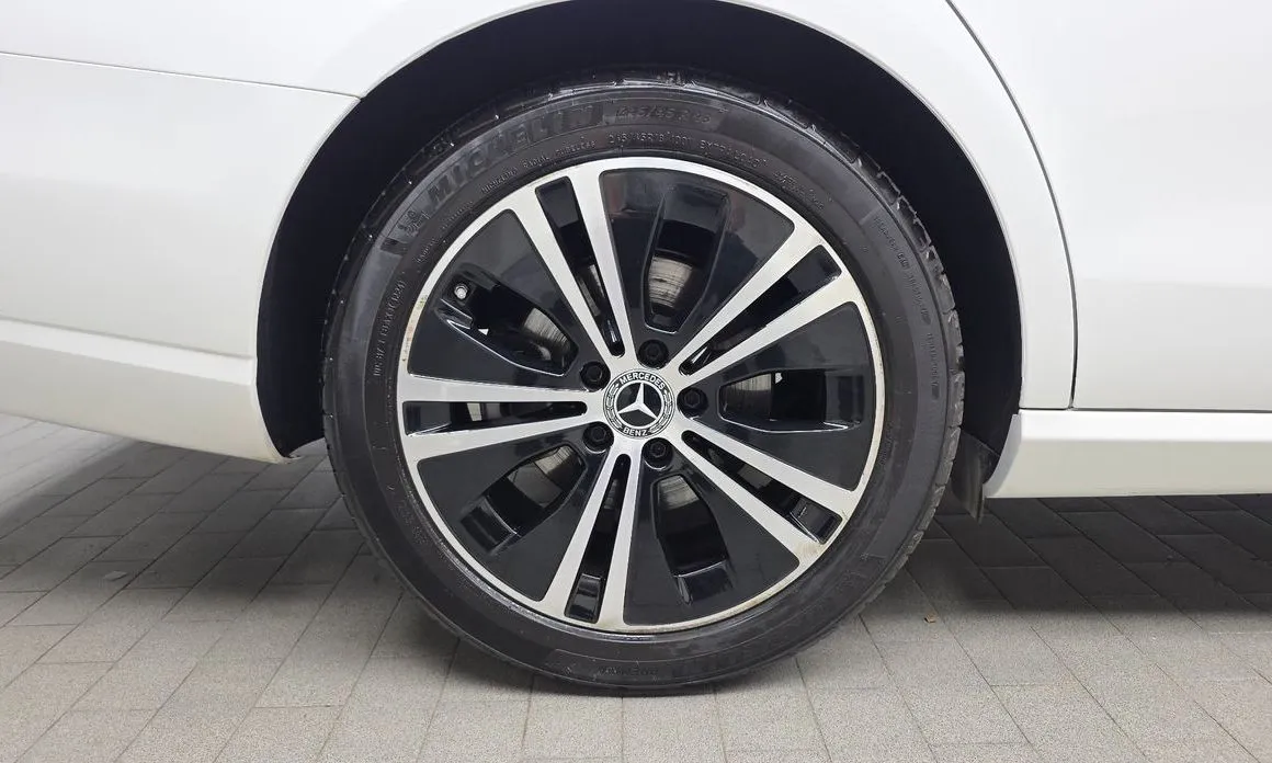 Mercedes-Benz E-Class 2021 из KR, фото 10