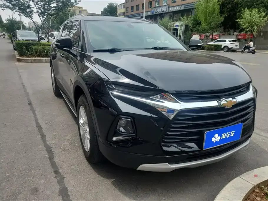 Chevrolet Blazer — фото 1