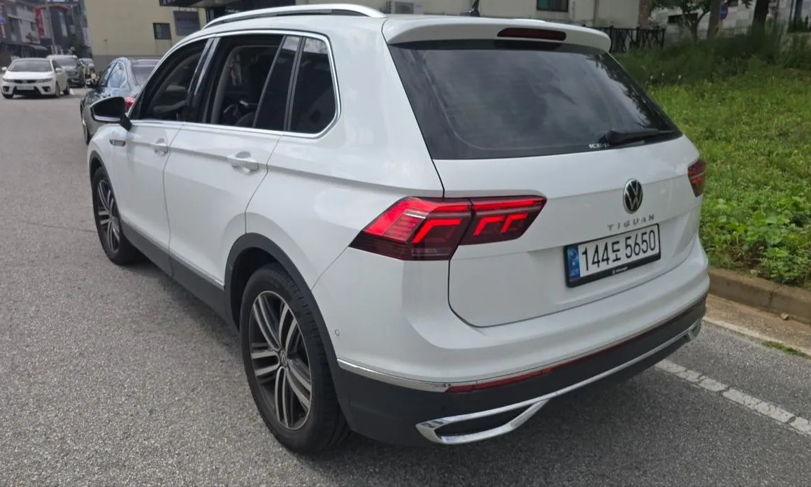 Volkswagen Tiguan — фото 9