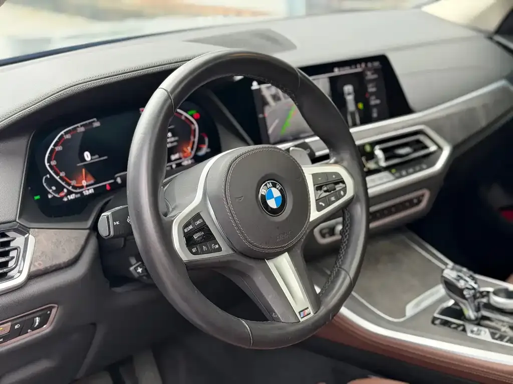 BMW X5 (Import) — фото 7