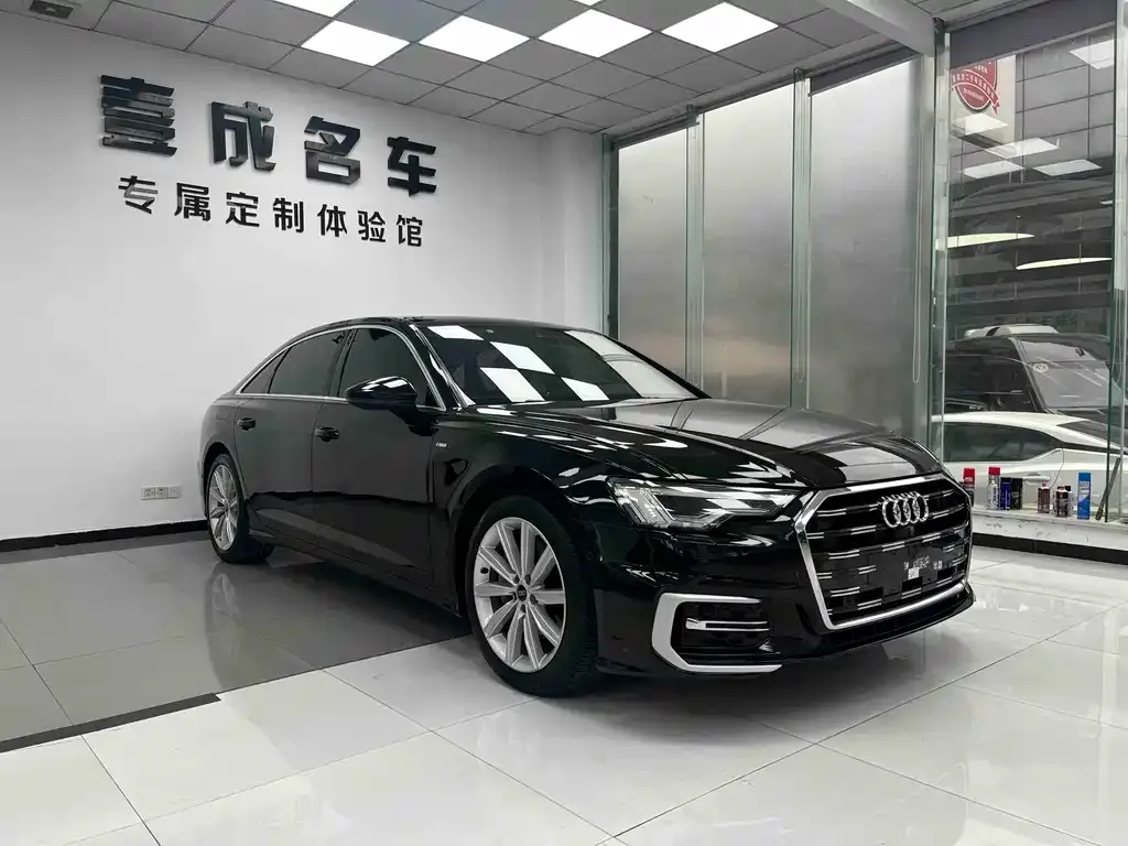 Audi A6L — фото 2