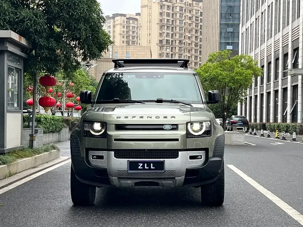 Land Rover Defender — фото 9