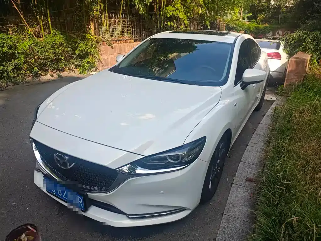 Mazda Atenza — фото 1