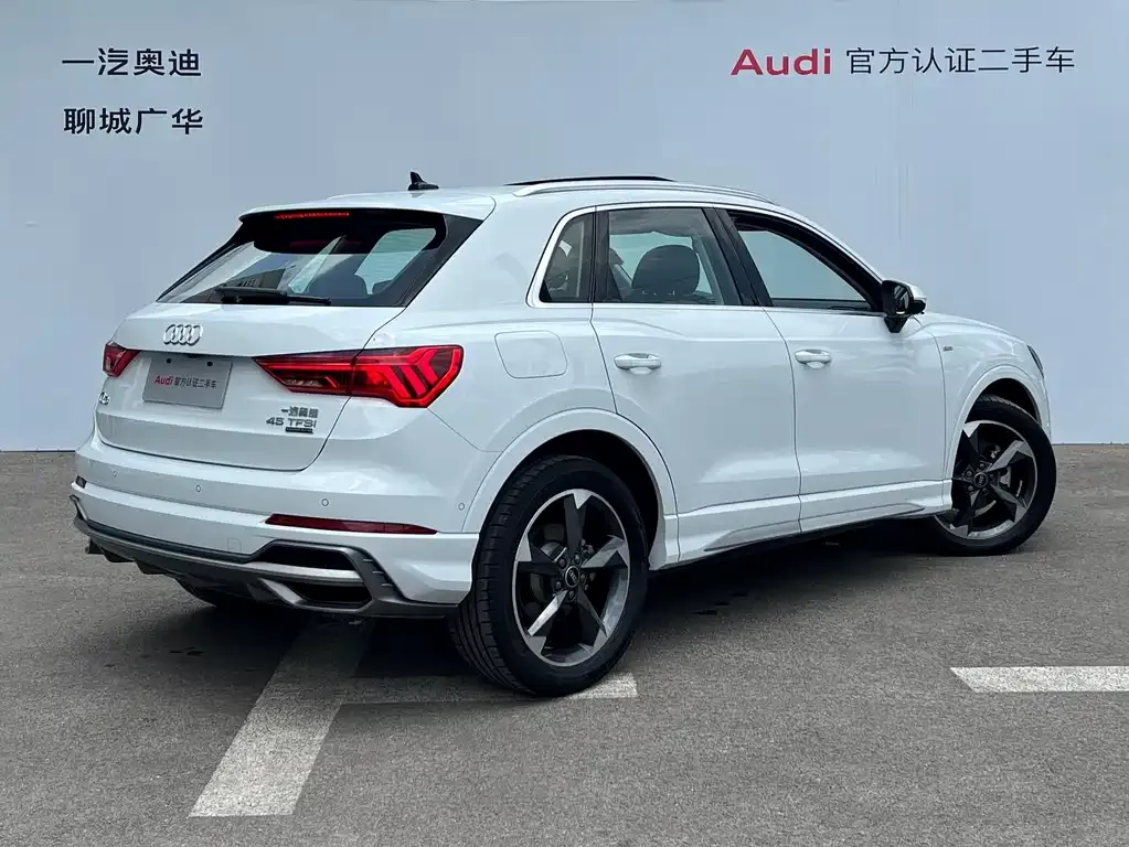 Audi Q3 — фото 3