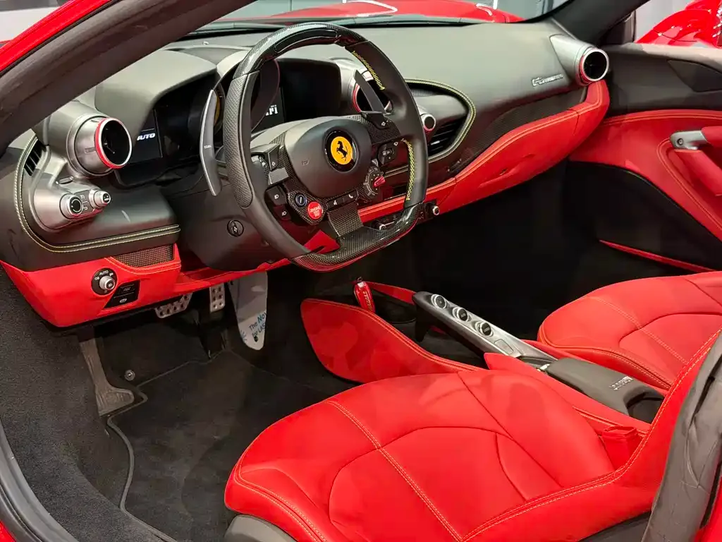 Ferrari F8 — фото 3
