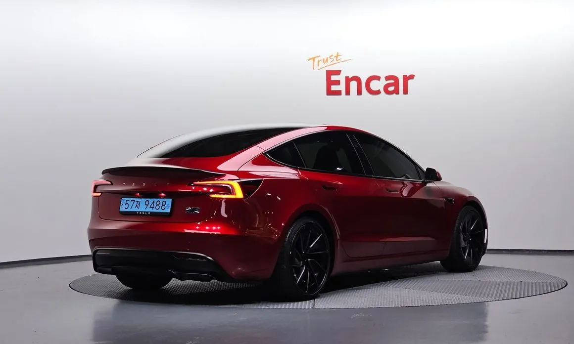 Tesla Model 3 2024 из KR, фото 6