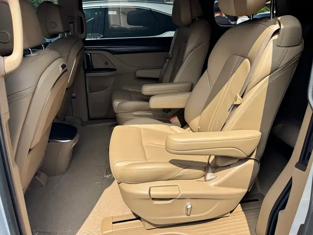 Buick GL8 — фото 6