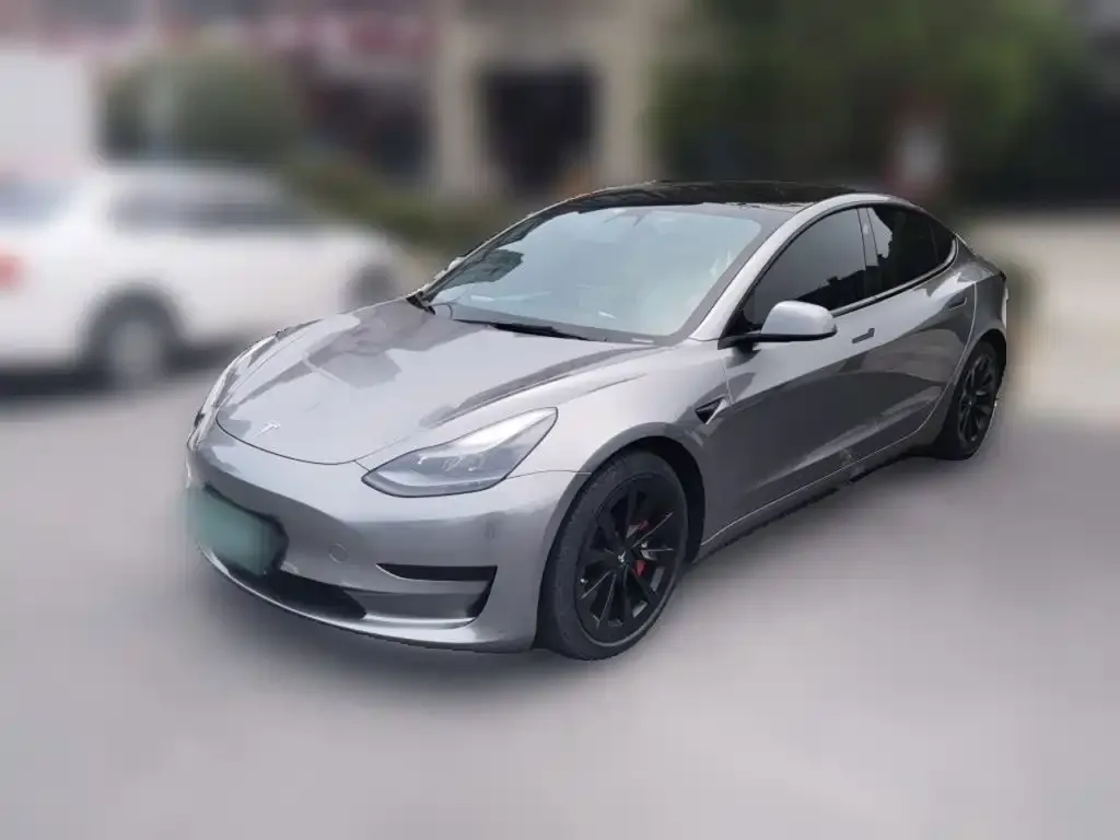 Tesla Model 3 — фото 2