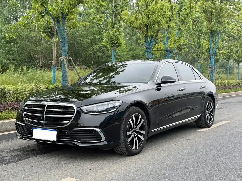Mercedes-Benz S-Class — фото 1