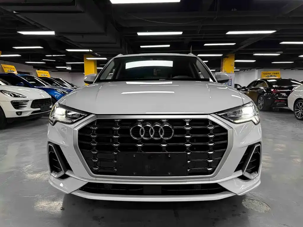 Audi Q3 2021 из CN, фото 8