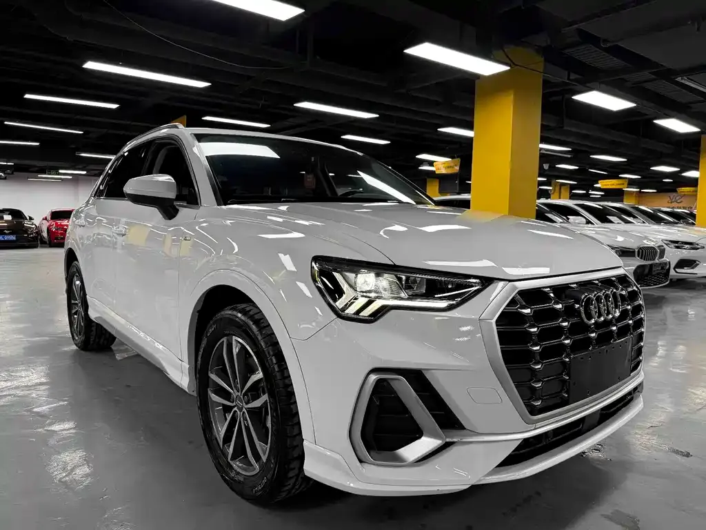 Audi Q3 2021 из CN, фото 9