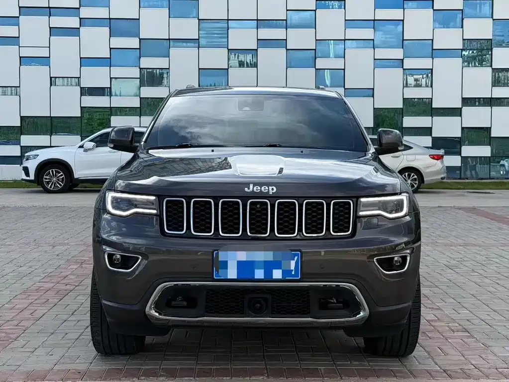 Jeep Grand Cherokee (Import) — фото 7